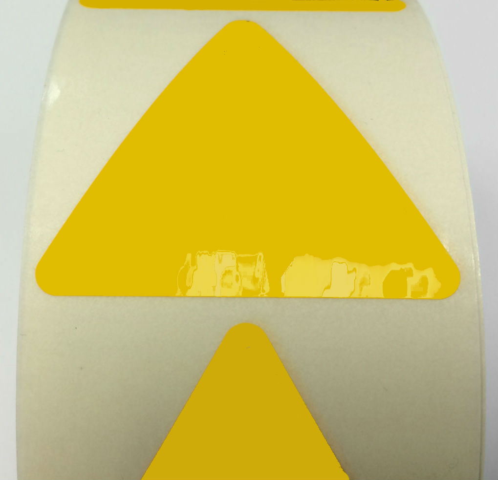 Треугольник 25мм 3000шт/рулон ТермоТрансферные этикетки PET Желтый Глянец Полиэстер Премиум
